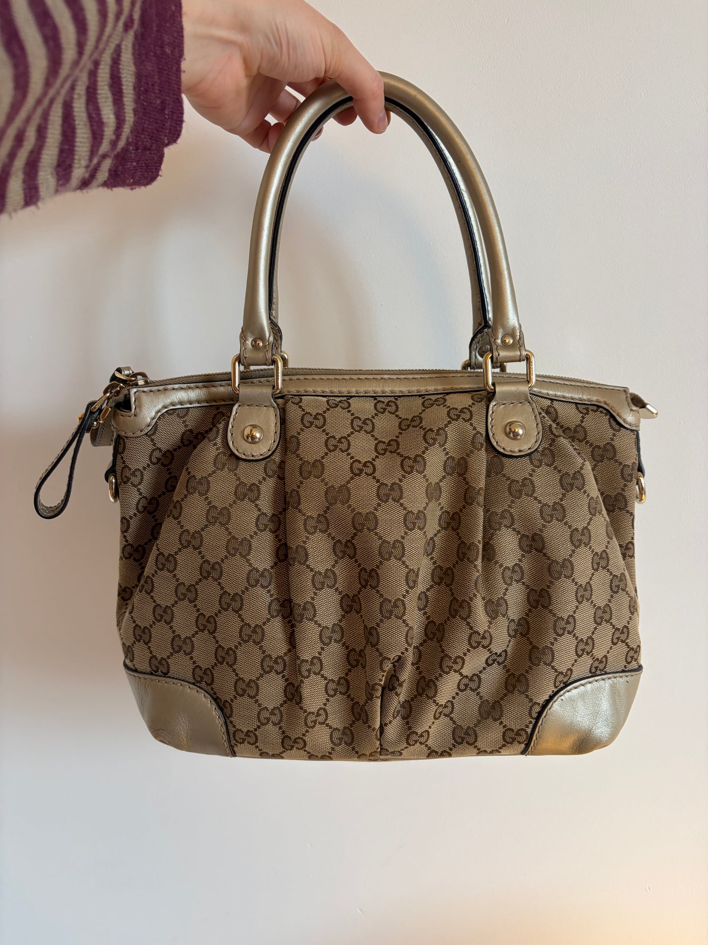 Gucci Sukey Shoulder Bag