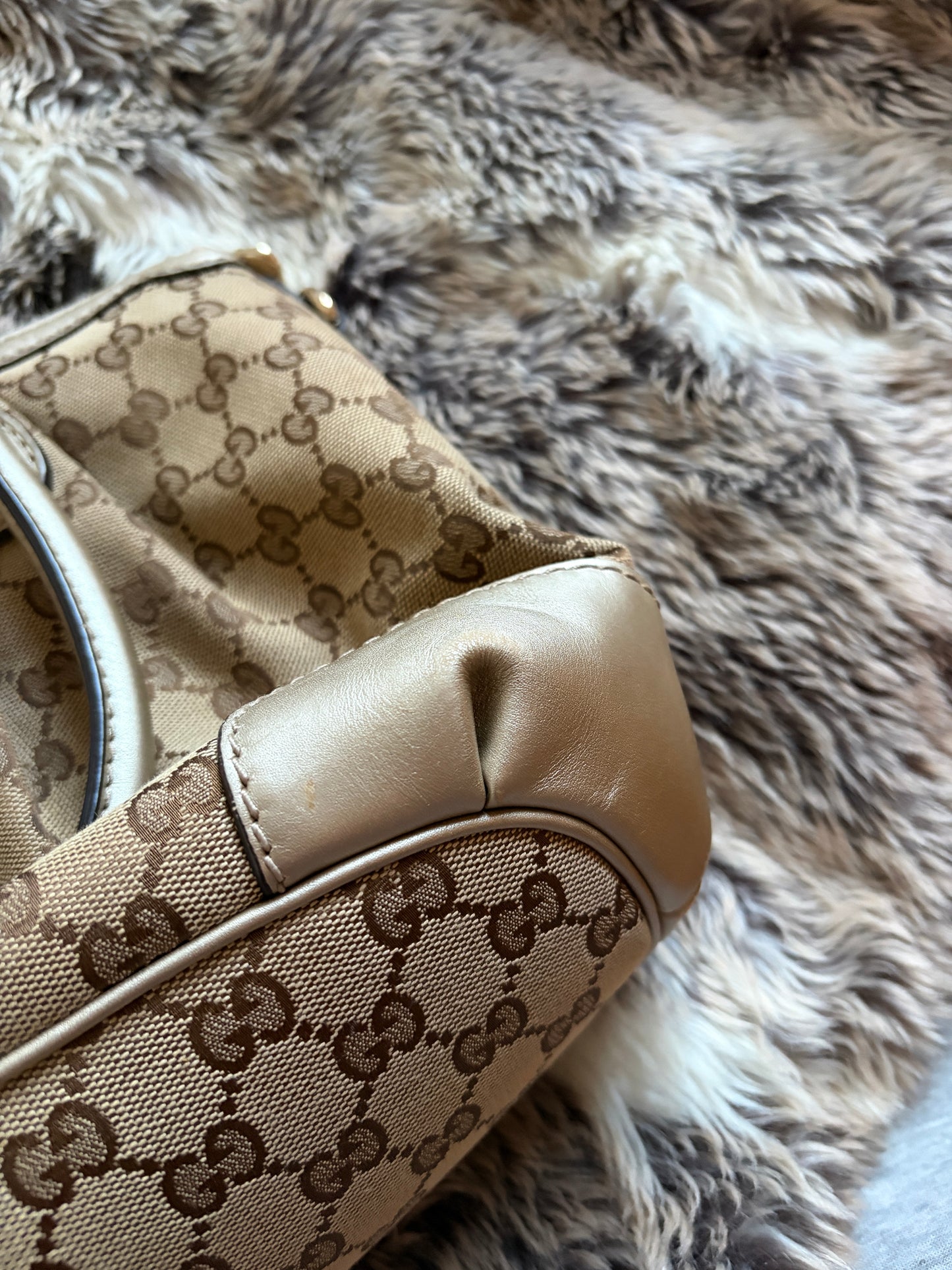 Gucci Sukey Shoulder Bag