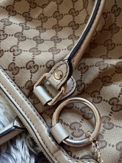 Gucci Sukey Shoulder Bag