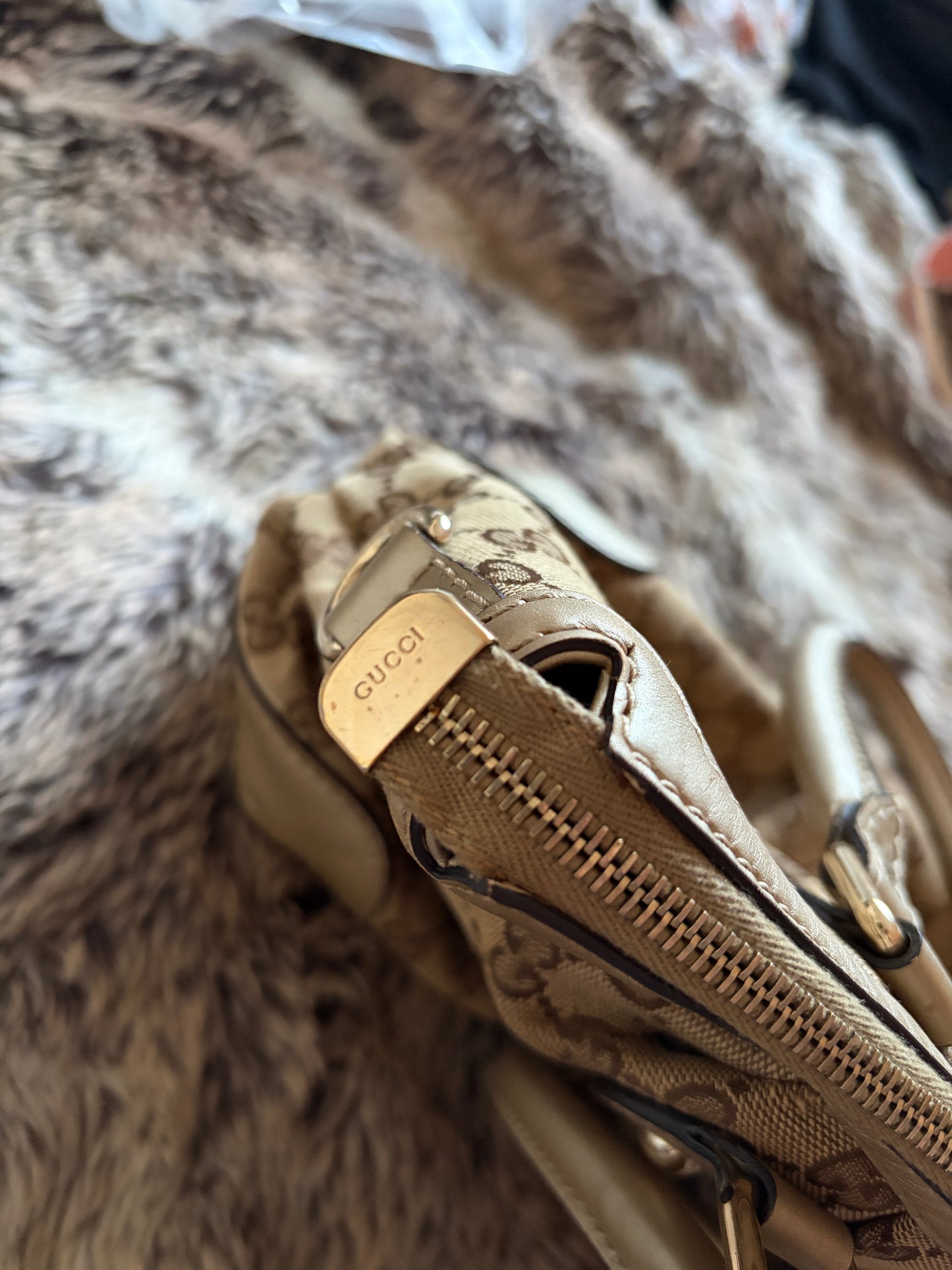 Gucci Sukey Shoulder Bag
